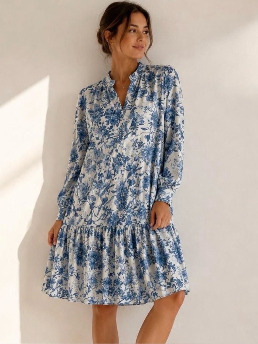 H&M Blue Floral Viscose Gathered Hem Dress Small NWT